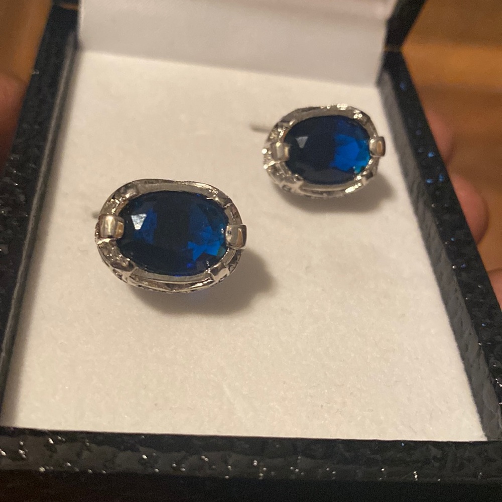 Cuff links custom made blue crystal cuff links sets